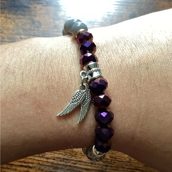 Bracelets - Picture 7 of 7